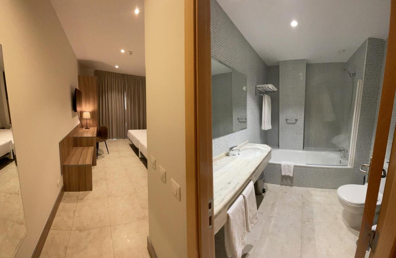 Hotel Camino Real Dueñas المظهر الخارجي الصورة